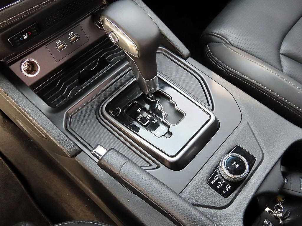 Ssangyong Rexton - Vista 10