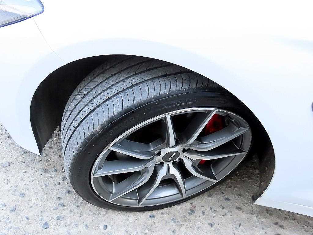 Genesis G70 2018 Blanco - Importación desde Corea - HF Imports Iquique - Foto 20