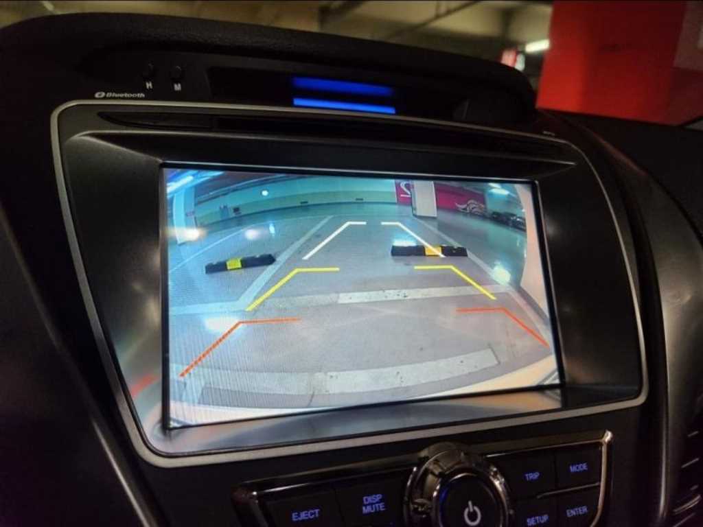 HYUNDAI Avante - Vista 12