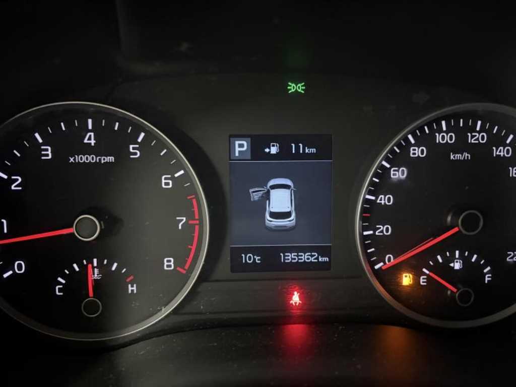 KIA Stonic - Vista 3