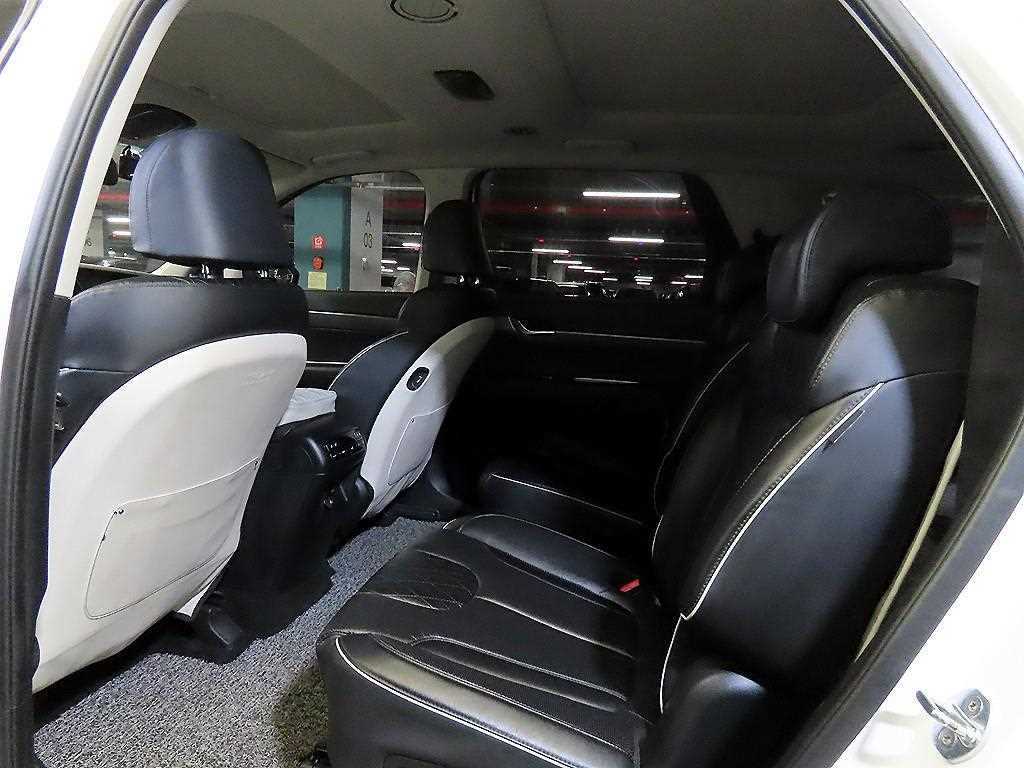 HYUNDAI Palisade - Vista 7