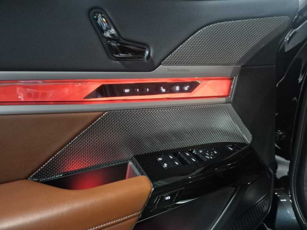 BMW 7 Series - Vista 12