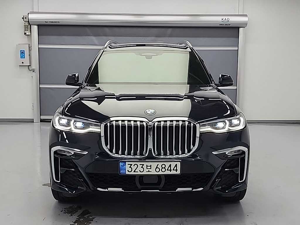 BMW X7 - Vista 2