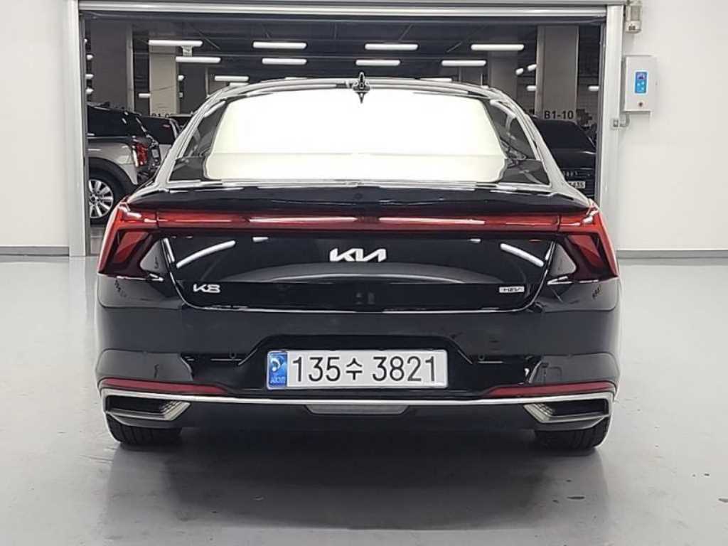 KIA K8 - Vista 3