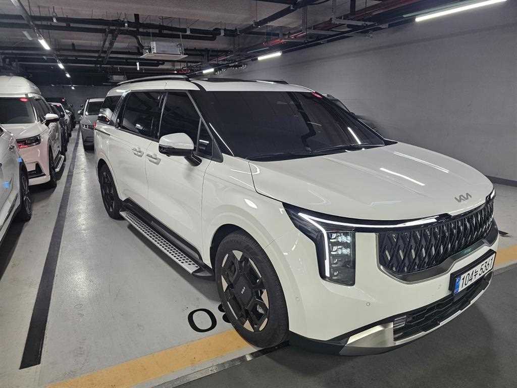 KIA Carnival - Vista 2