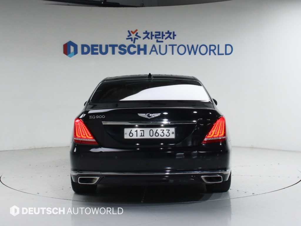 Genesis EQ900 - Vista 4