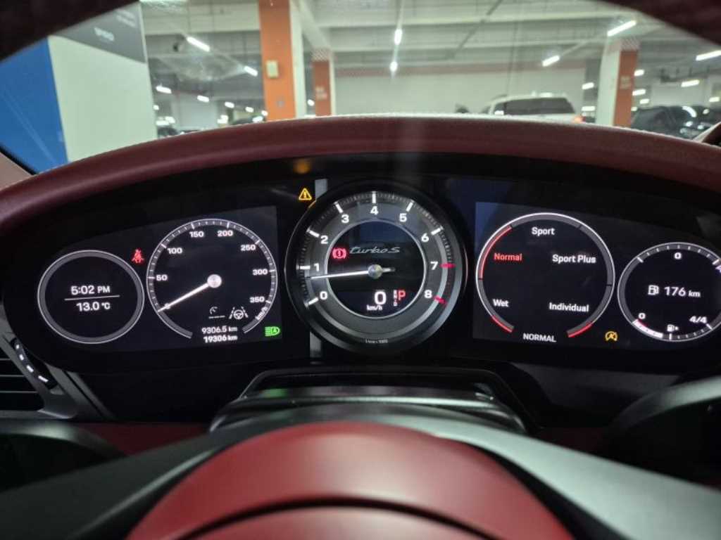 Porsche 911 - Vista 8