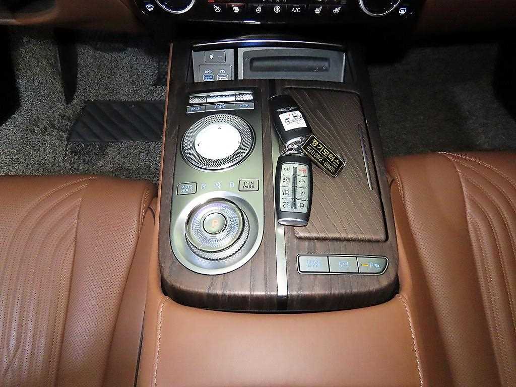 Genesis G80 - Vista 12