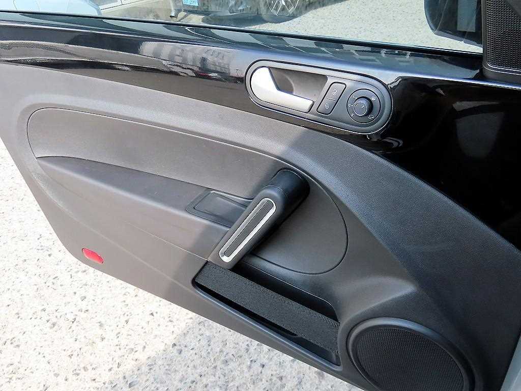 Volkswagen Beetle - Vista 11