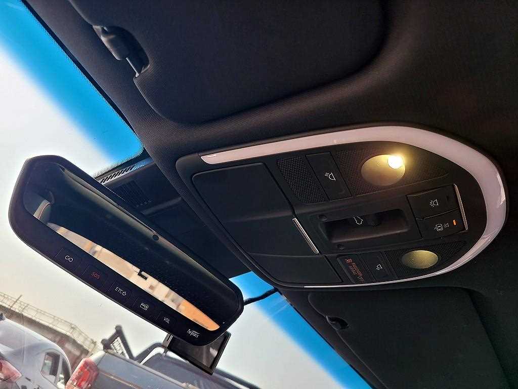 Genesis G70 2019 Blanco - Importación desde Corea - HF Imports Iquique - Foto 14