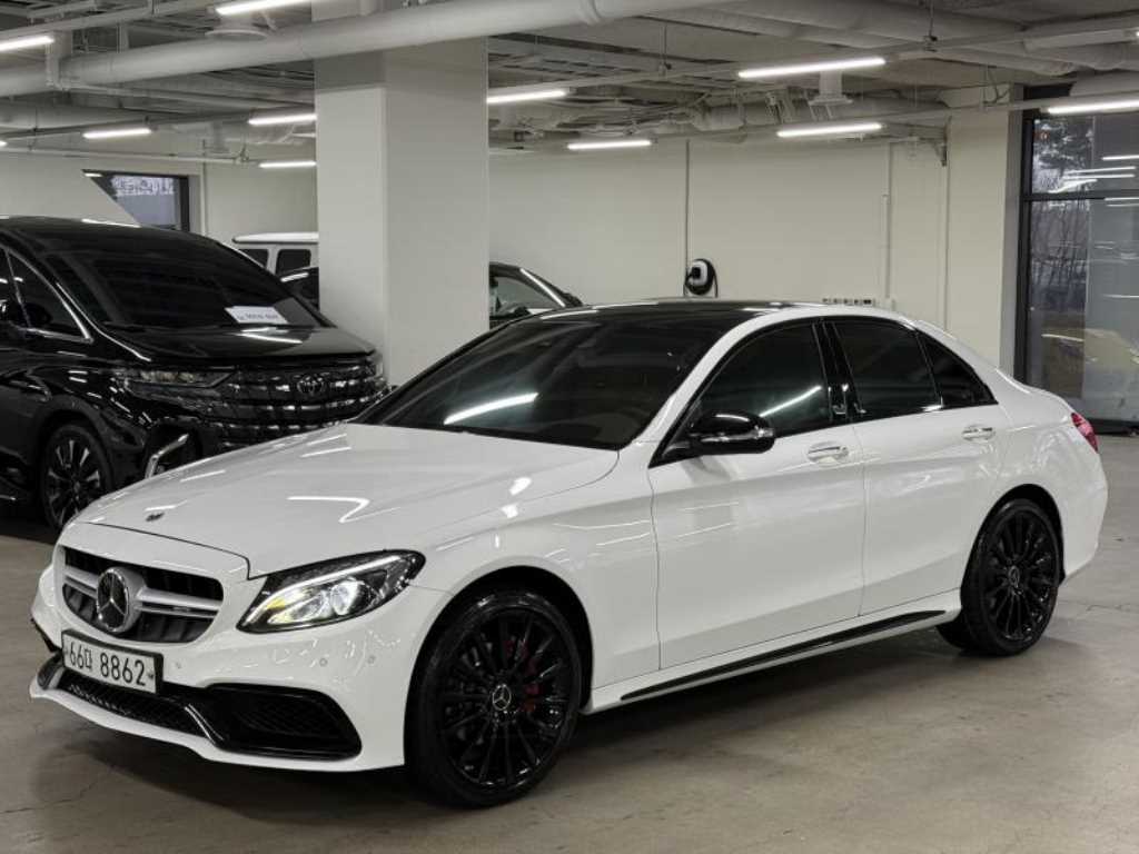 Mercedes Benz C Class - Vista 3