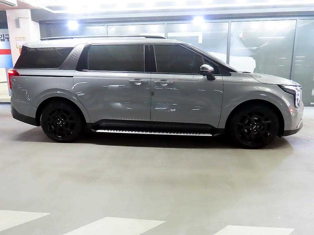 KIA Carnival - Vista 3