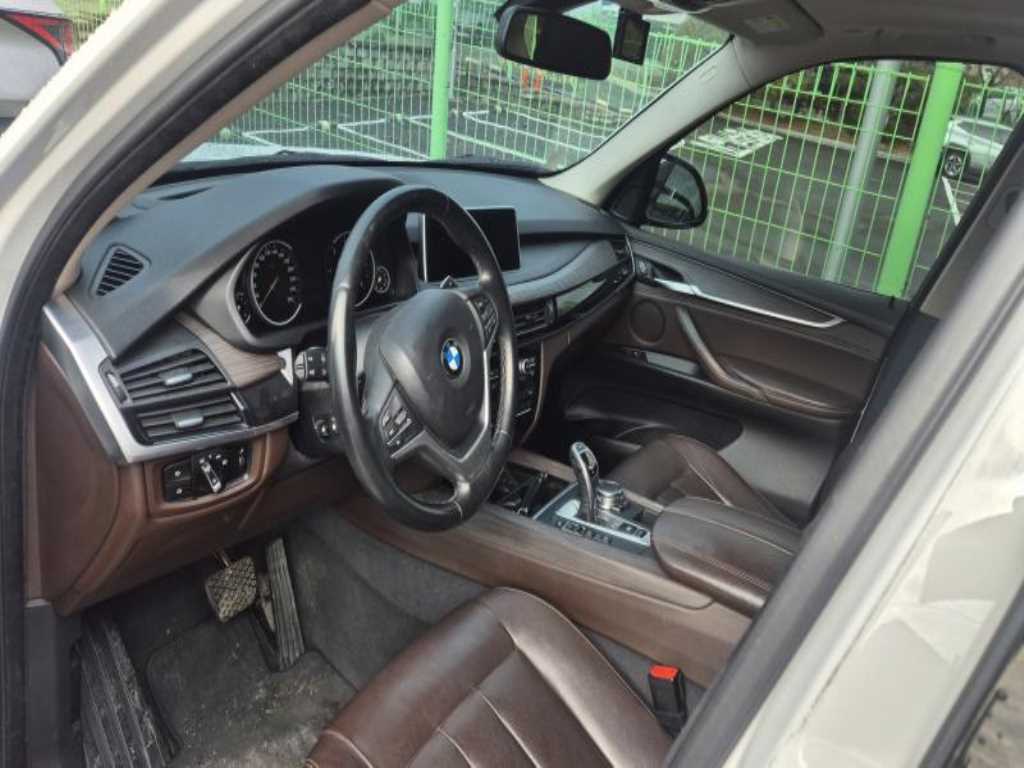 BMW X5 - Vista 5