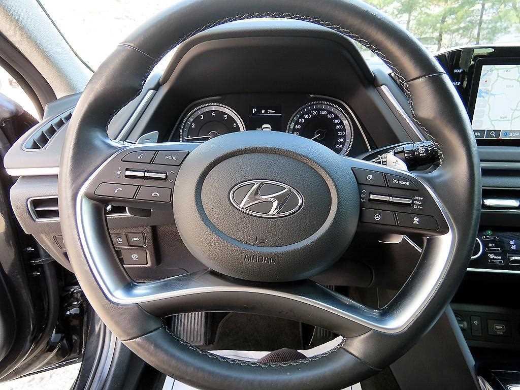 HYUNDAI Sonata - Vista 8