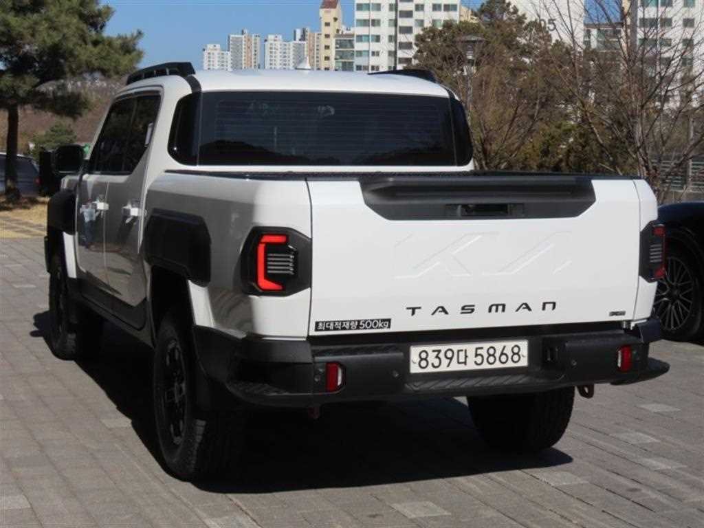 KIA Tasman - Vista 4