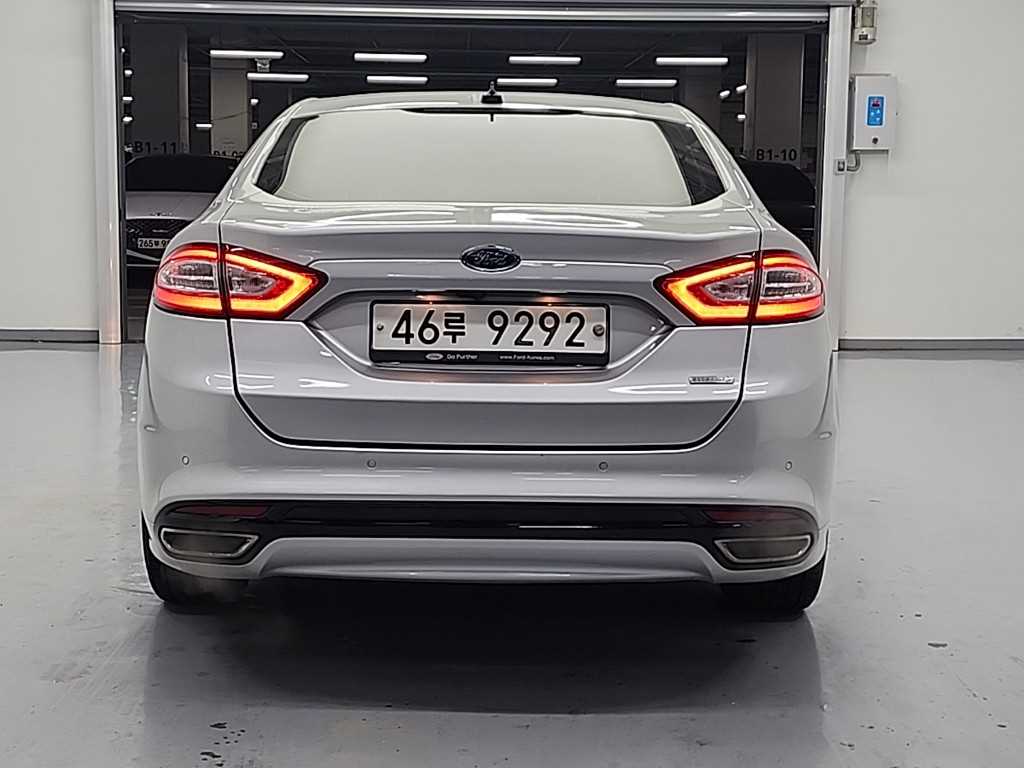 Ford Fusion - Vista 3