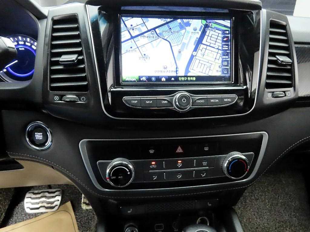 Ssangyong Rexton - Vista 10