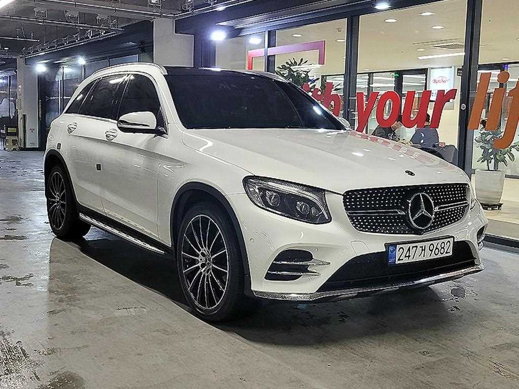 Mercedes Benz GLC Class 2018 Blanco - Importación desde Corea - HF Imports Iquique - Foto 1