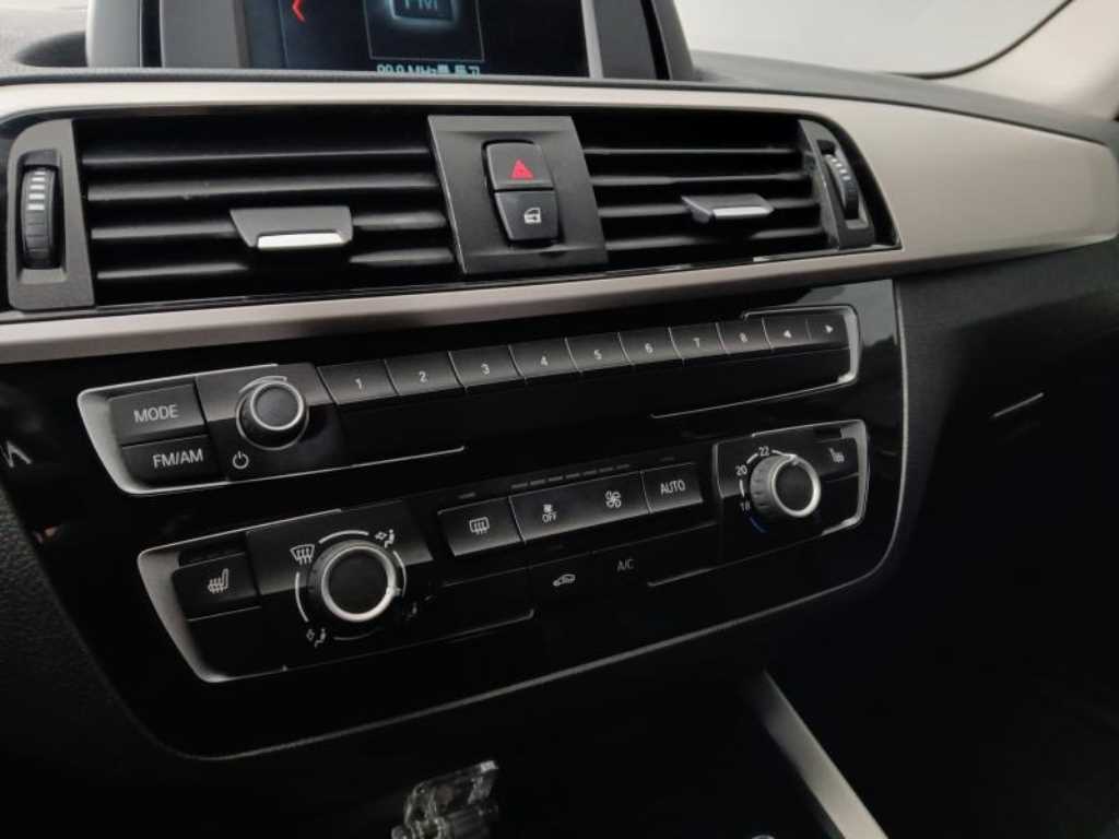 BMW 1 series - Vista 11