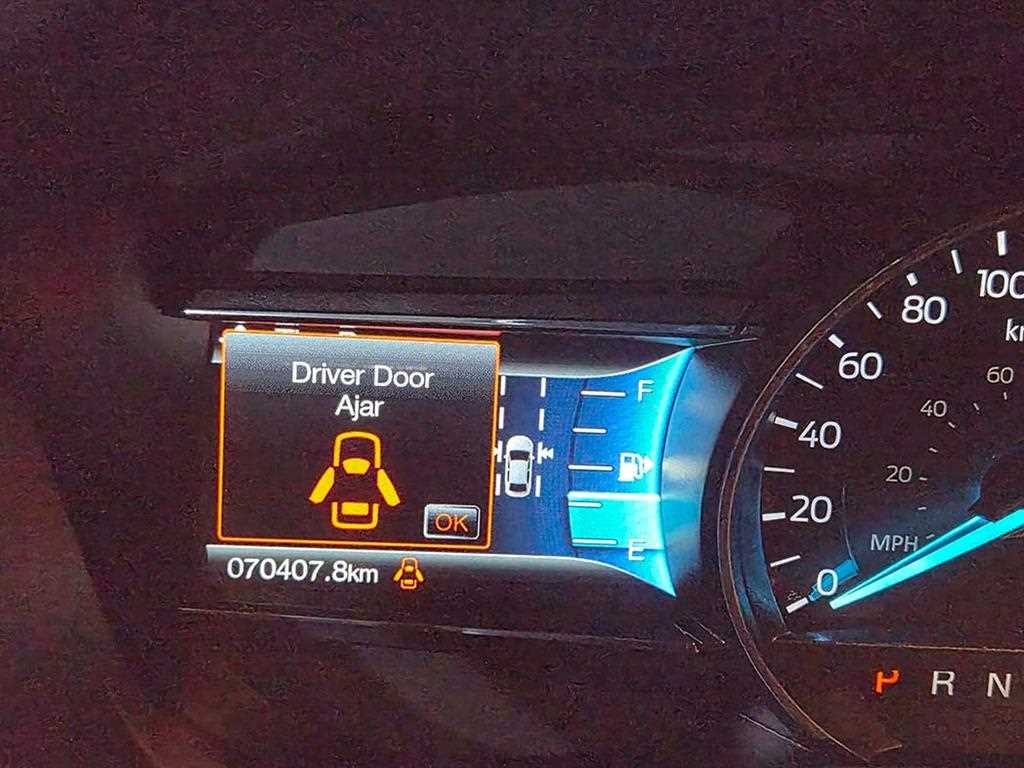 Ford Explorer - Vista 9