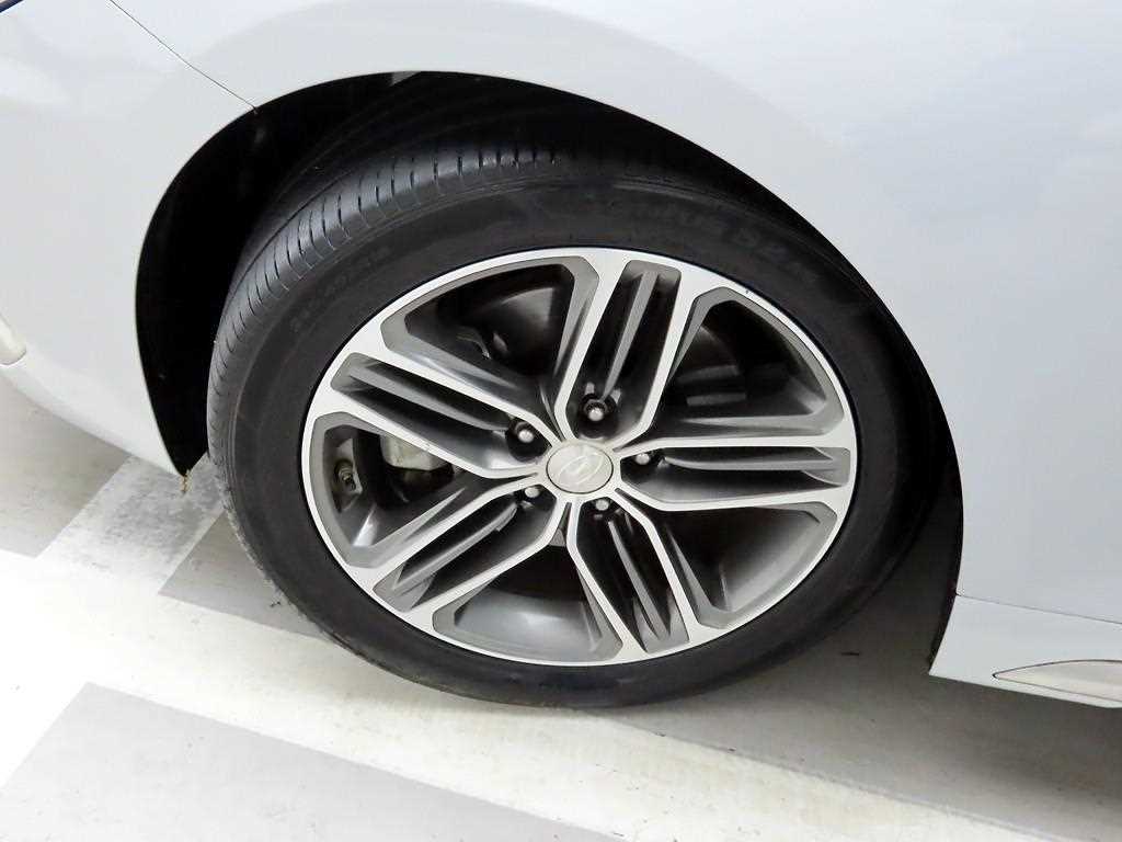 HYUNDAI Grandeur 2017 Plateado - Importación desde Corea - HF Imports Iquique - Foto 19