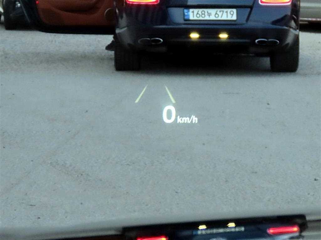 HYUNDAI Grandeur - Vista 10