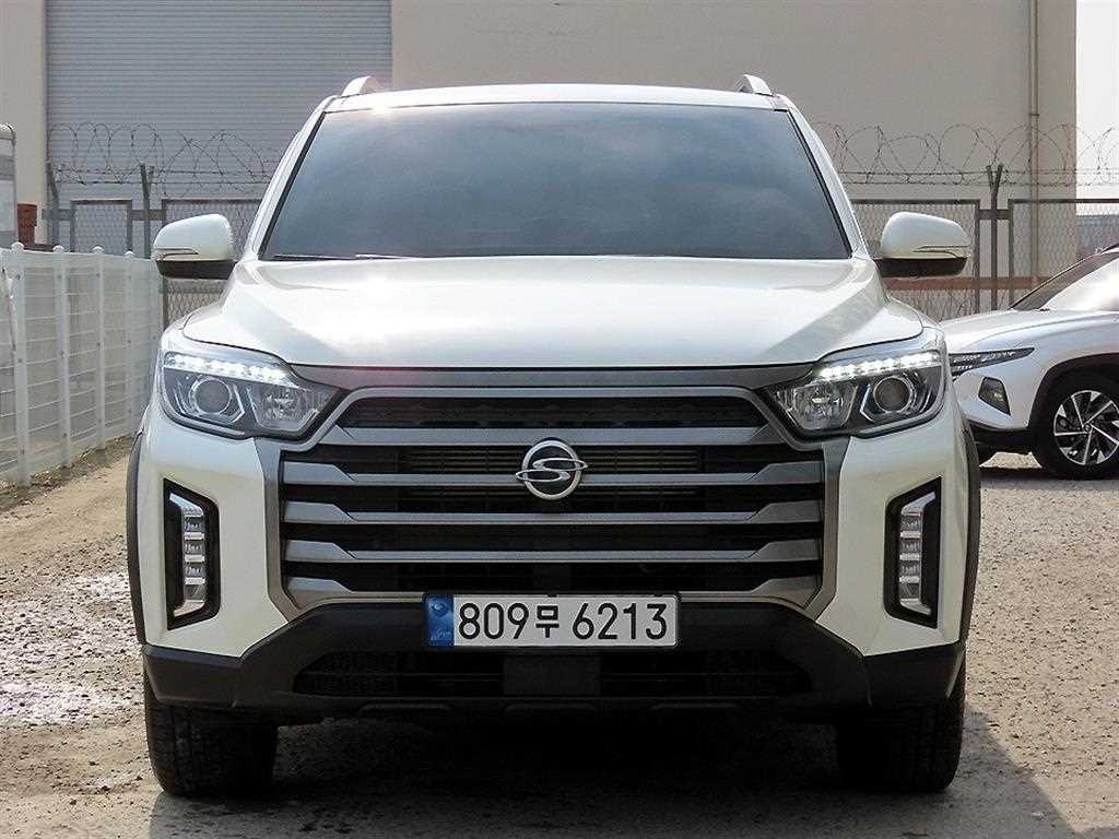 Ssangyong Rexton 2023 Blanco - Importación desde Corea - HF Imports Iquique - Foto 1