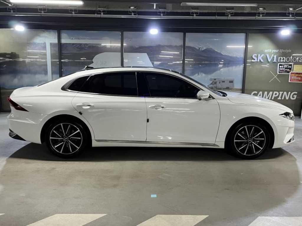 HYUNDAI Grandeur - Vista 4