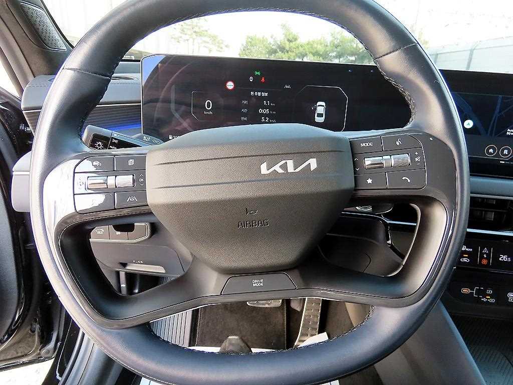 KIA K8 - Vista 8