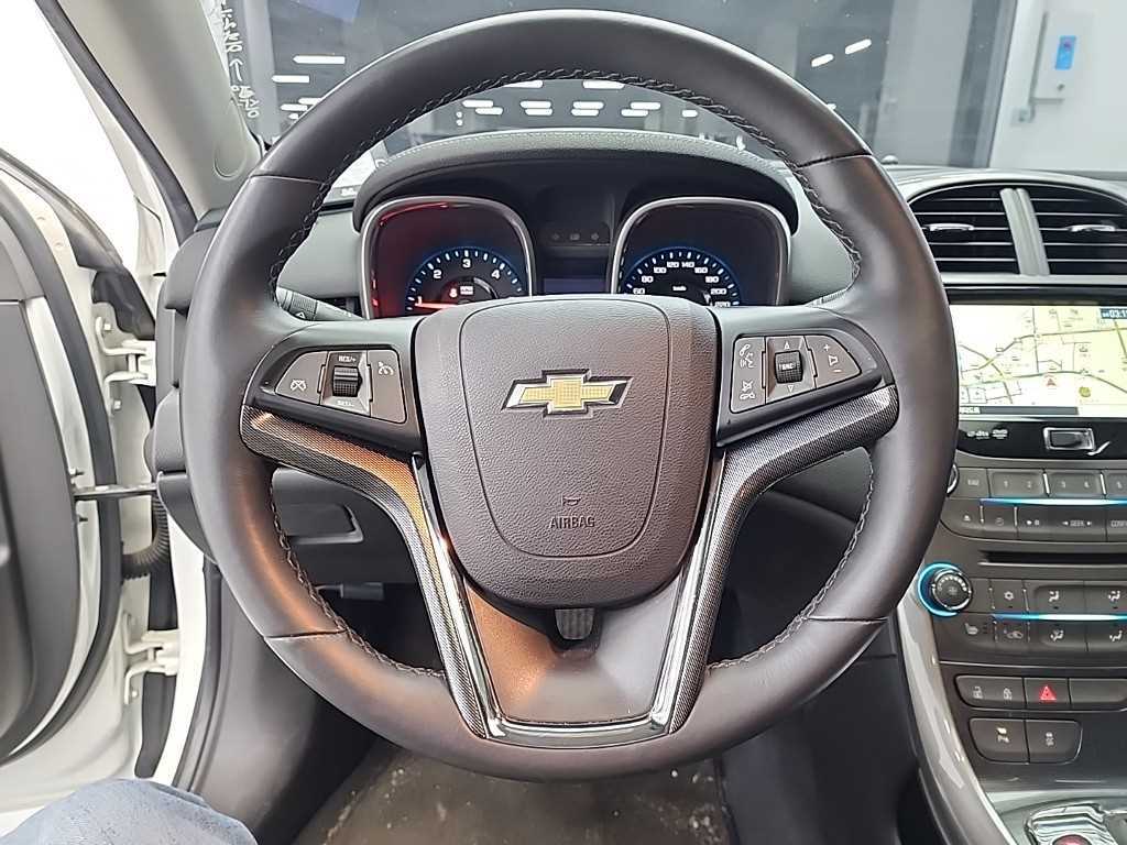 Chevrolet Malibu - Vista 9