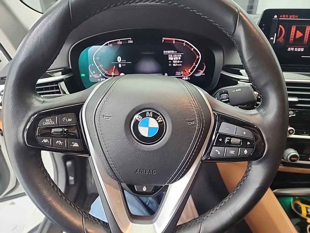 BMW 5 Series - Vista 9