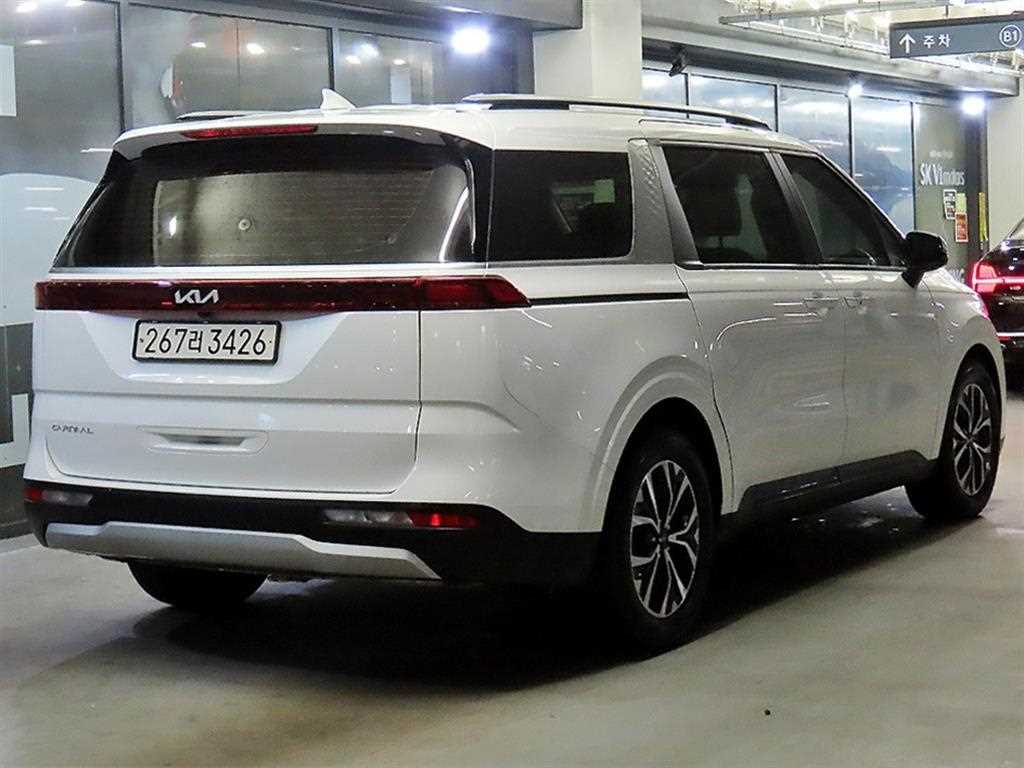 KIA Carnival - Vista 4