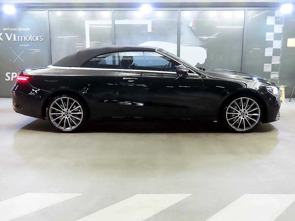 Mercedes Benz E class - Vista 3