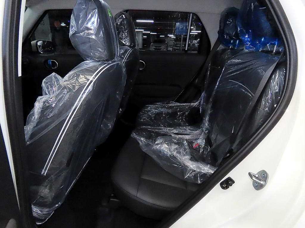 HYUNDAI Casper - Vista 7