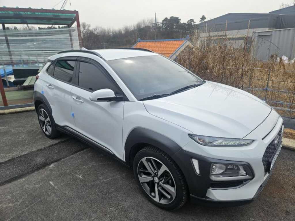 HYUNDAI Kona - Vista 2