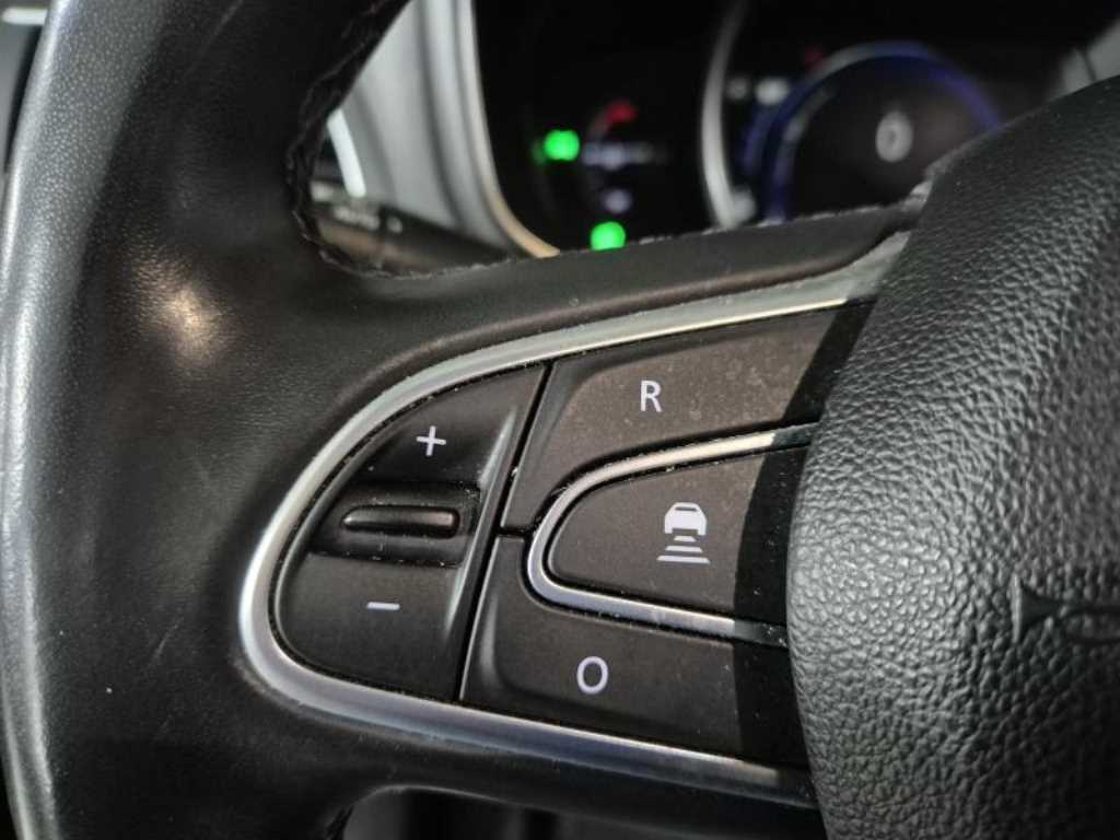 SAMSUNG QM6 - Vista 8