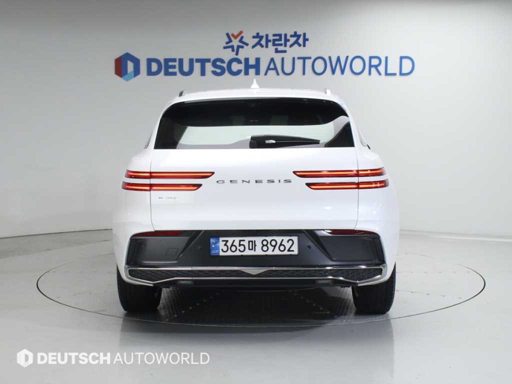 Genesis GV70 - Vista 4