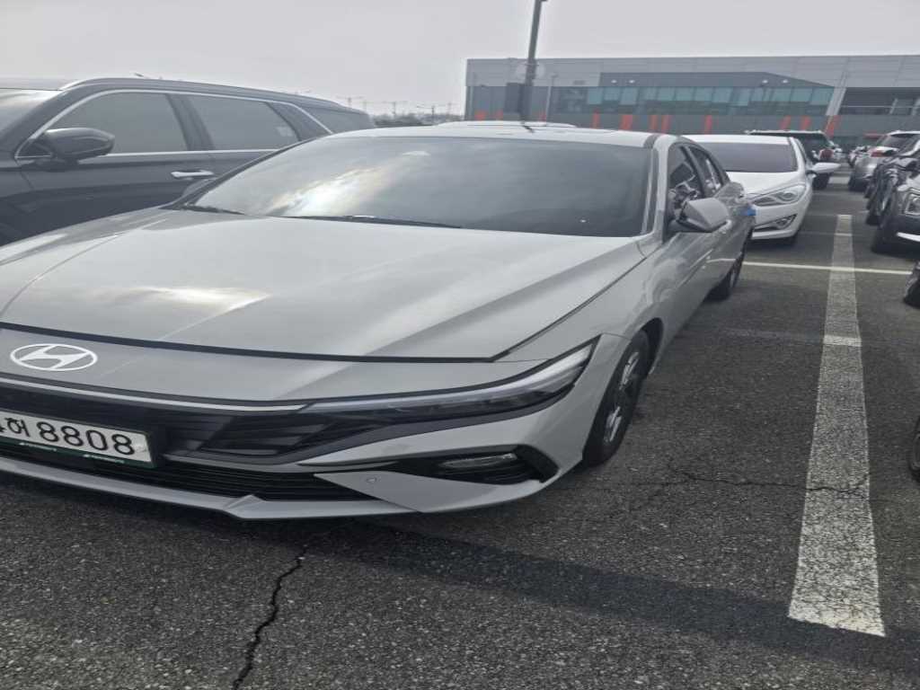 HYUNDAI Avante 2024 Gris - Importación desde Corea - HF Imports Iquique - Foto 1