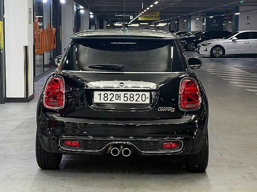 Mini Cooper - Vista 4