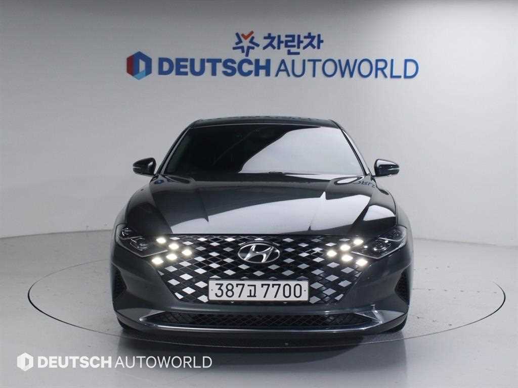 HYUNDAI Grandeur - Vista 3