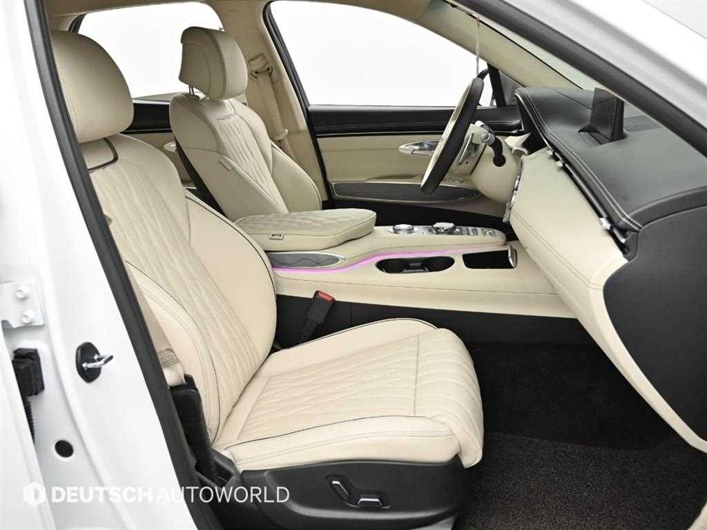 Genesis GV70 - Vista 11