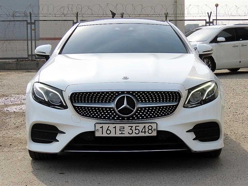 Mercedes Benz E class 2017 Blanco - Importación desde Corea - HF Imports Iquique - Foto 1