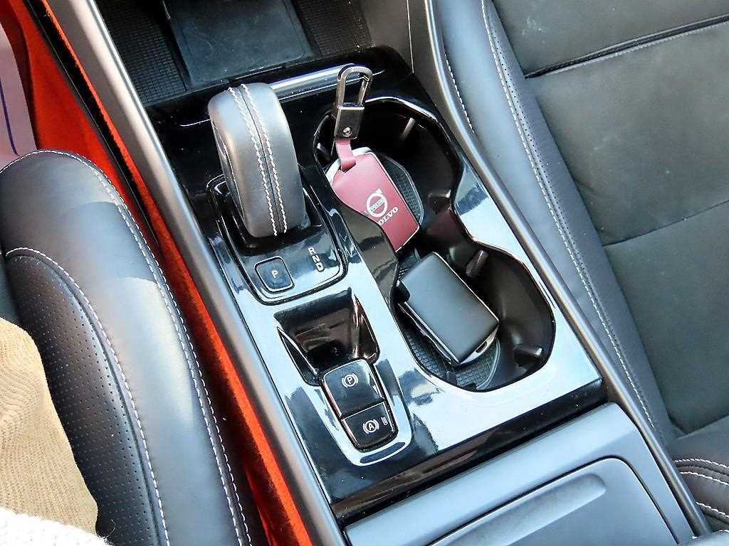 Volvo XC40 - Vista 10