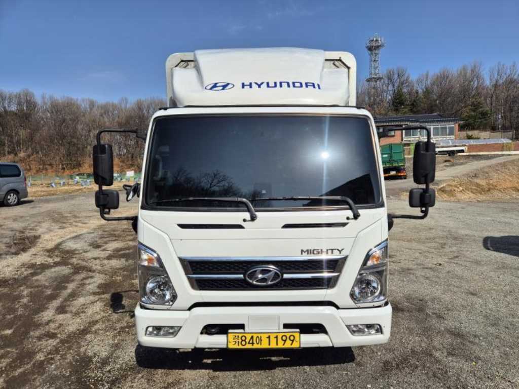 medium and large cargo truck - Vista 2