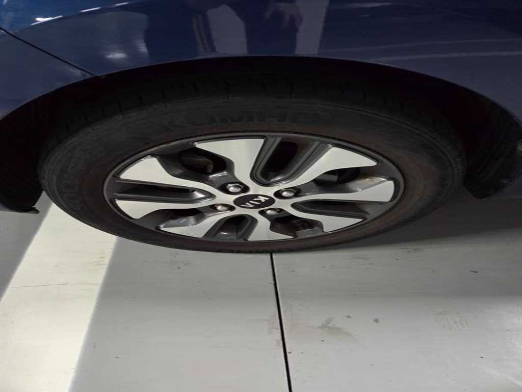 KIA Morning - Vista 5