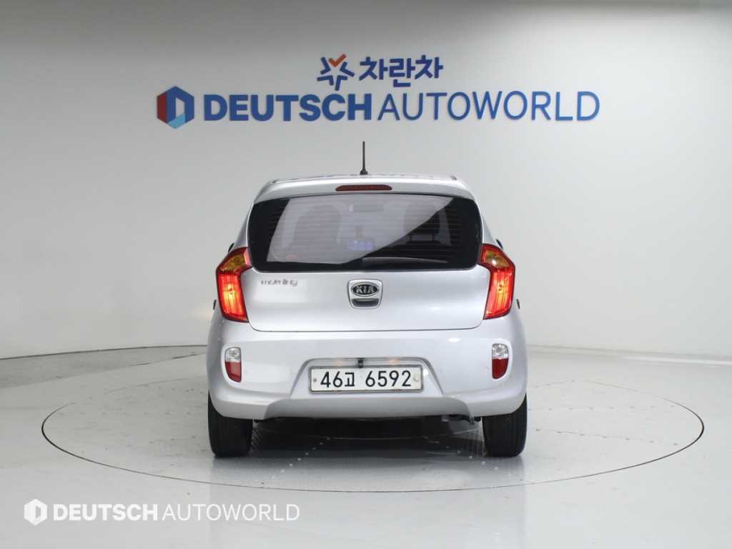 KIA Morning - Vista 4