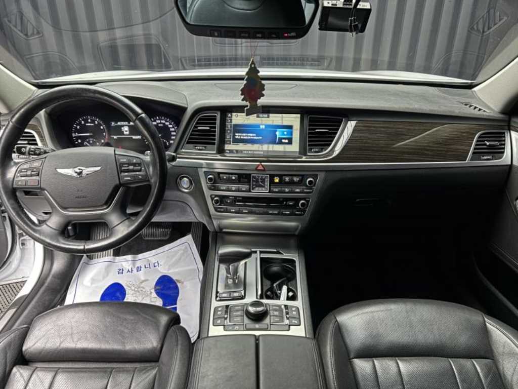 Genesis G80 - Vista 7