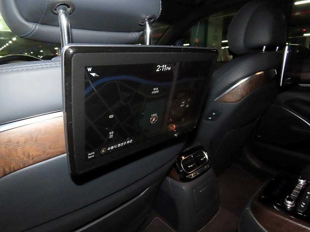 Genesis G90 2019 Negro - Importación desde Corea - HF Imports Iquique - Foto 16