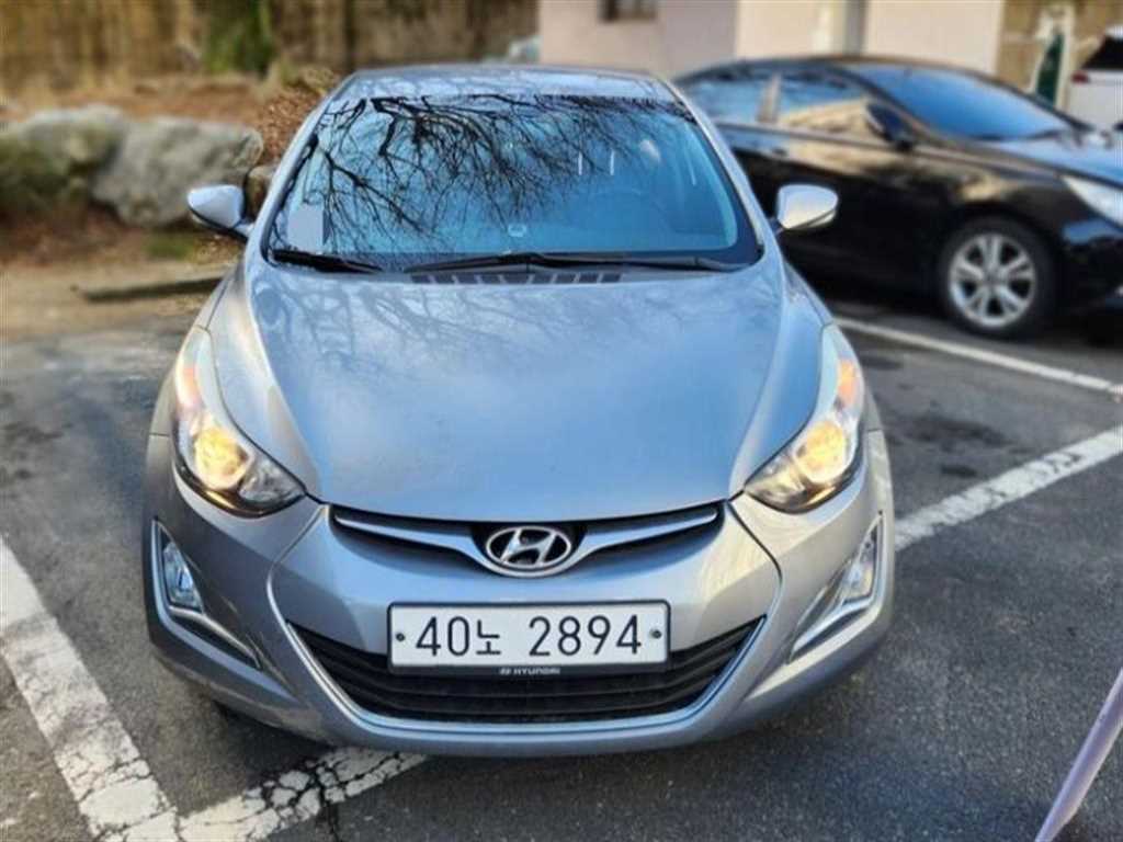 HYUNDAI Avante 2014 Gris - Importación desde Corea - HF Imports Iquique - Foto 1