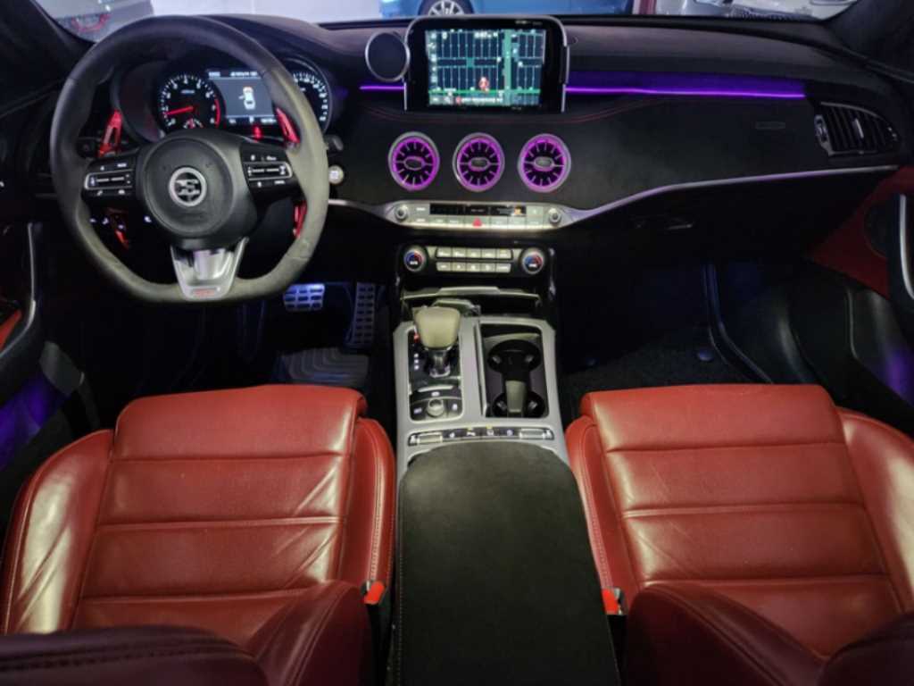 KIA Stinger - Vista 2